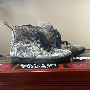 Doc Martens Size 7 Canvas Hackney Skull and Roses Boots